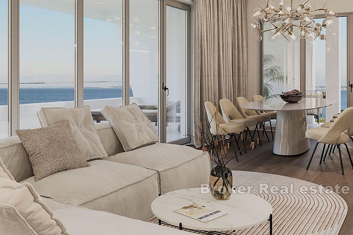 Appartement avec piscine et vue mer