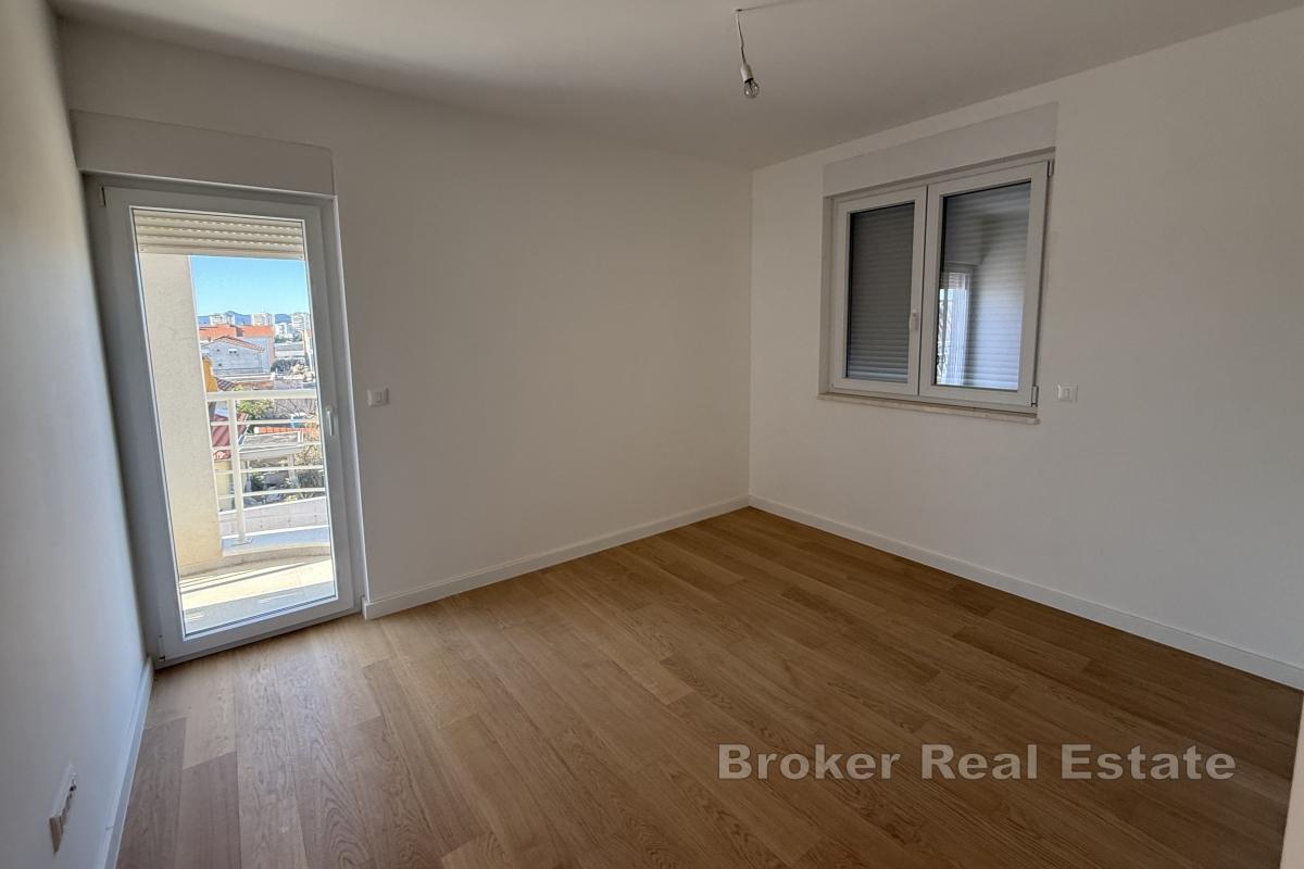 Nowoczesny apartament z tarasem na dachu w nowym budynku