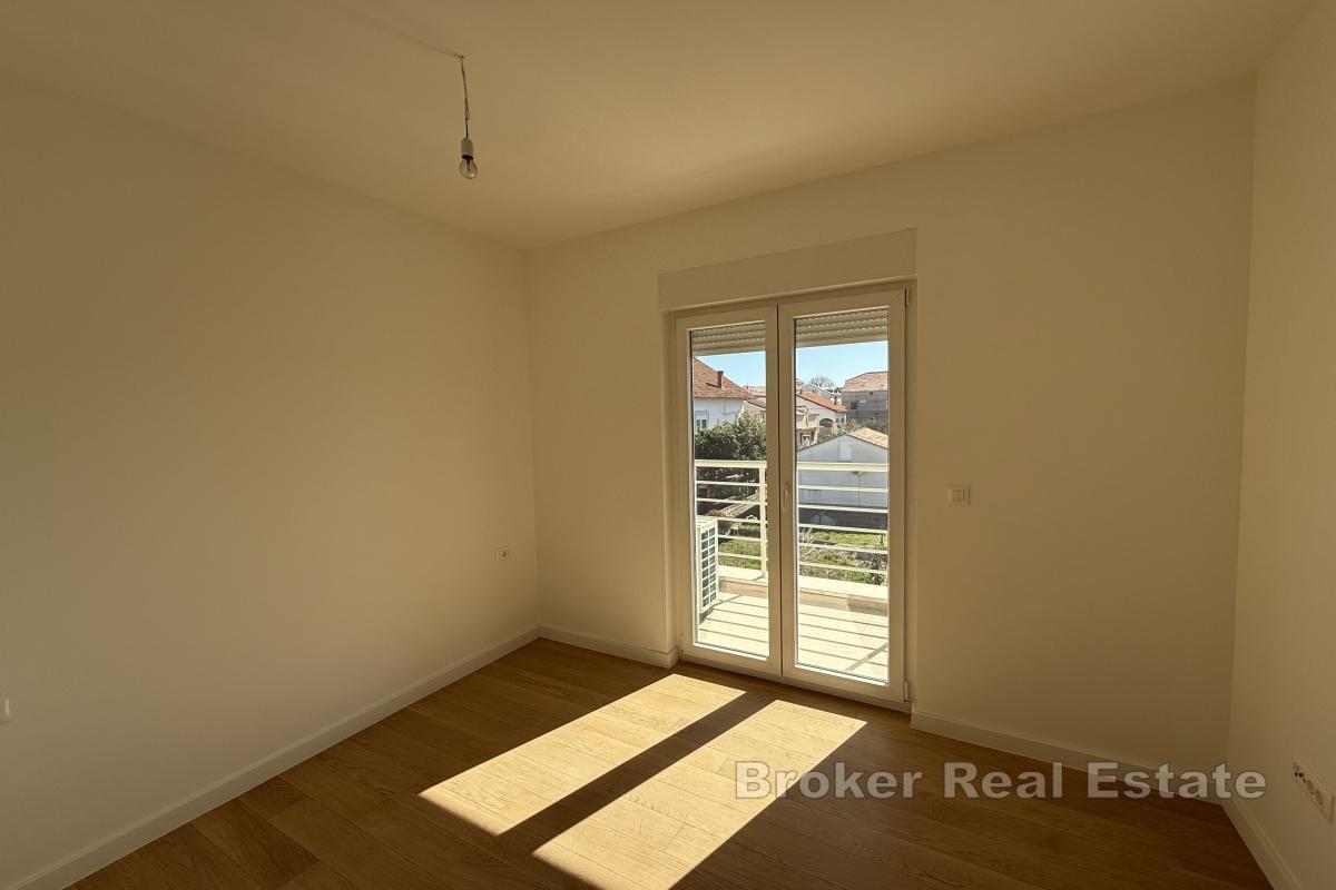 Nowoczesny apartament z tarasem na dachu w nowym budynku
