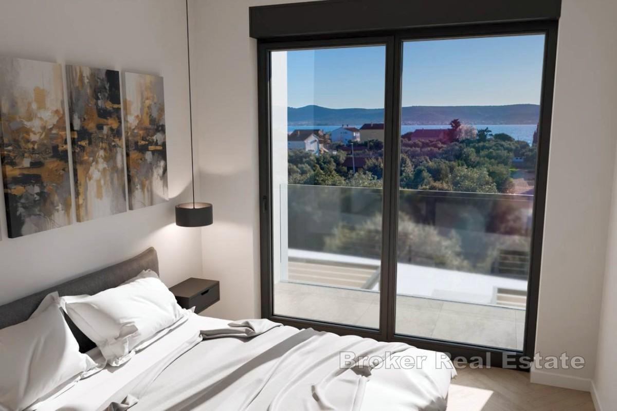 Appartamento moderno con terrazza sul tetto e parcheggio