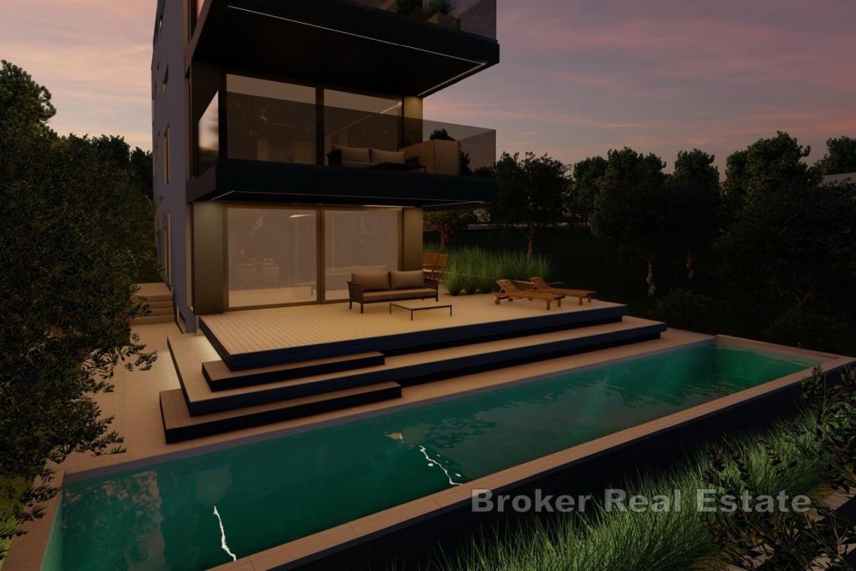 Luksuzni stan s privatnim bazenom i pogledom na more