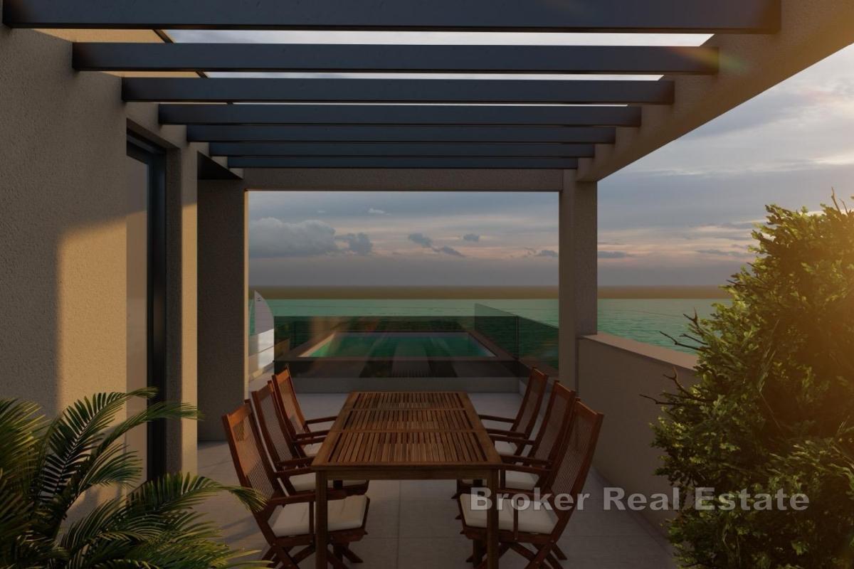 Luksuzni stan s privatnim bazenom i pogledom na more