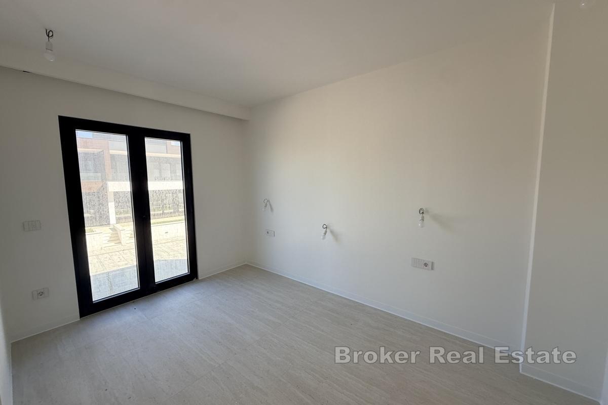 Luxuriöse Wohnung mit Pool in erster Reihe zum Meer