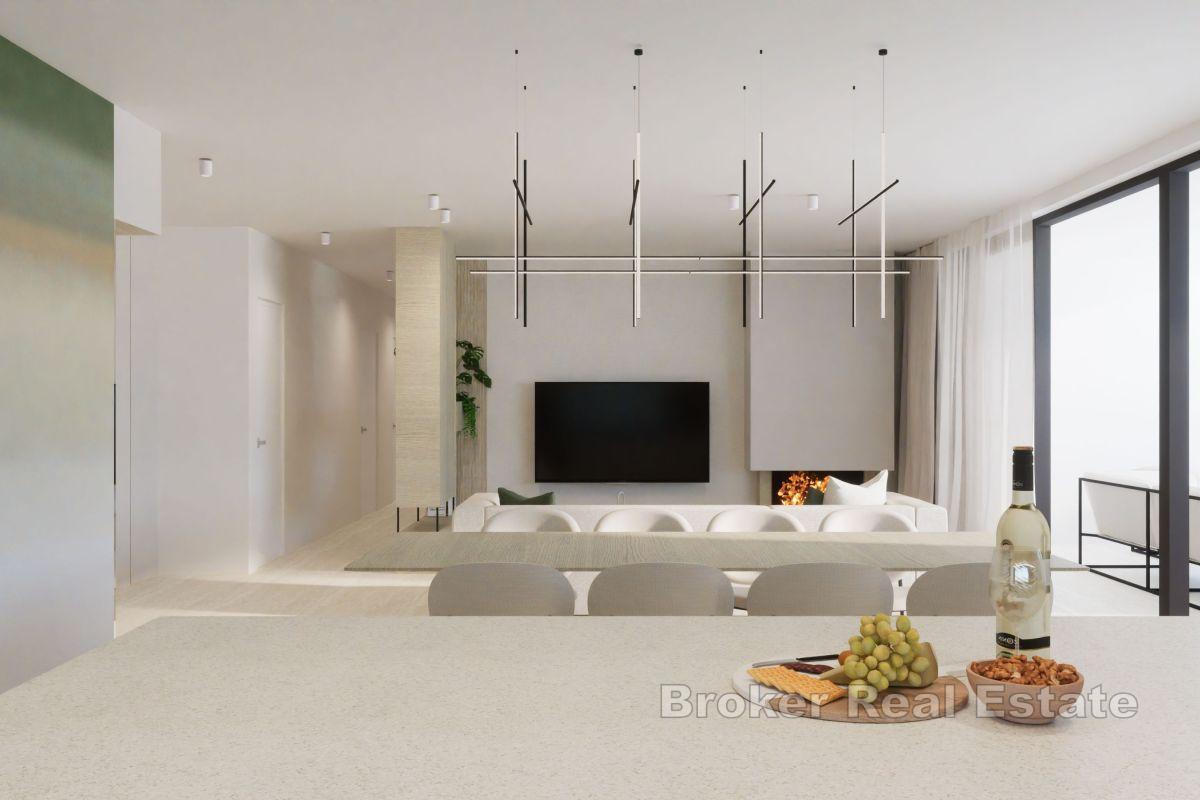 Luxuriöse Wohnung mit Pool in erster Reihe zum Meer