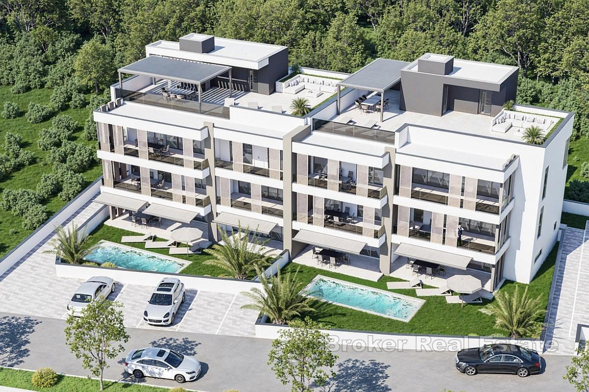 Appartement dans un immeuble de luxe en première rangée de la mer