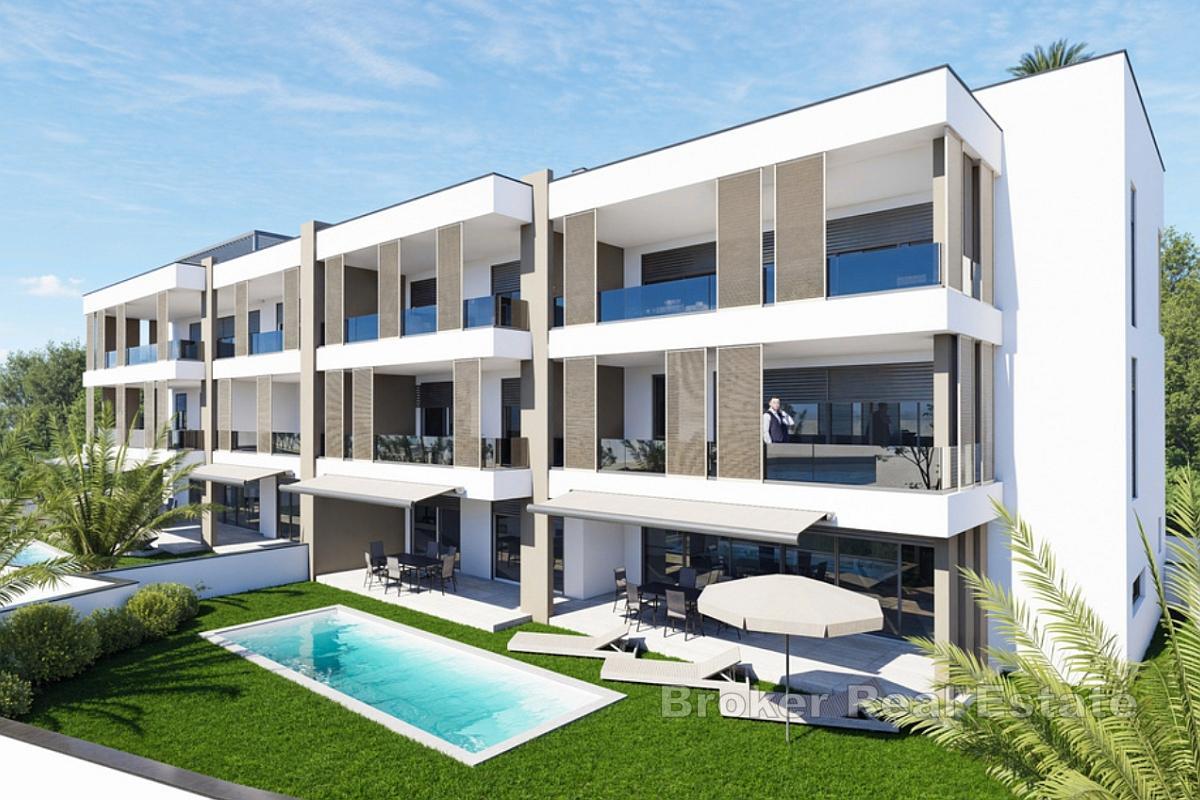 Appartement dans un immeuble de luxe en première rangée de la mer