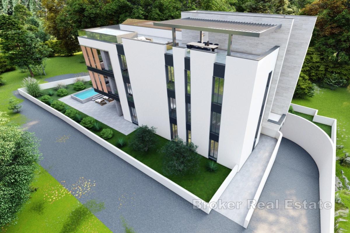 Luxuswohnung in einem Neubau mit Pool in erster Meeresreihe