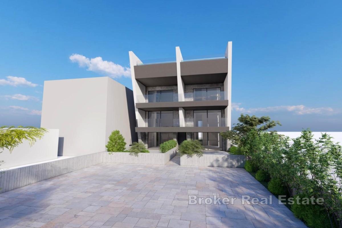 Appartement de luxe dans un immeuble neuf avec piscine