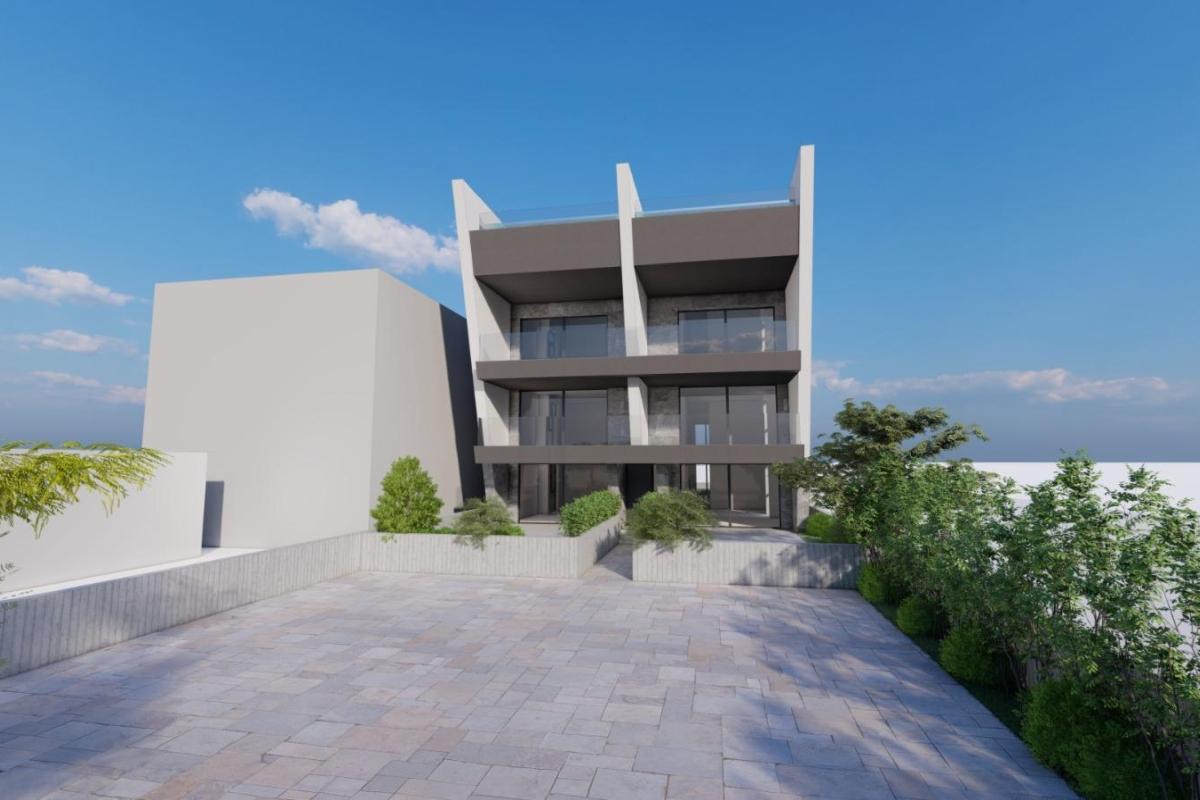 Trzypokojowy apartament w nowym budynku, w pierwszym rzędzie od morza