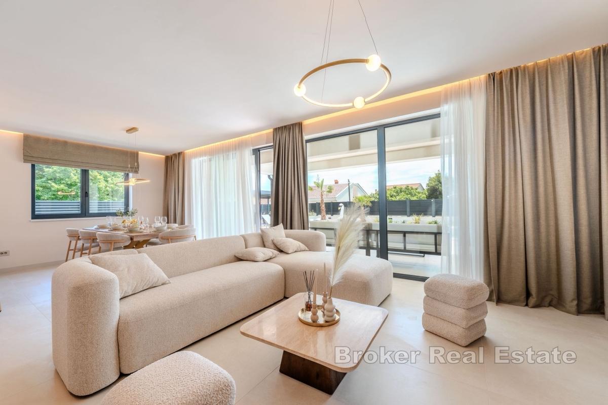 Premiumvilla med pool och öppen havsutsikt