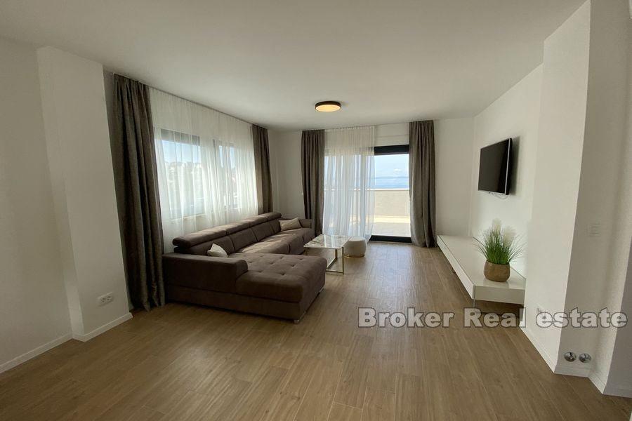 Modern villa with pool and sea view