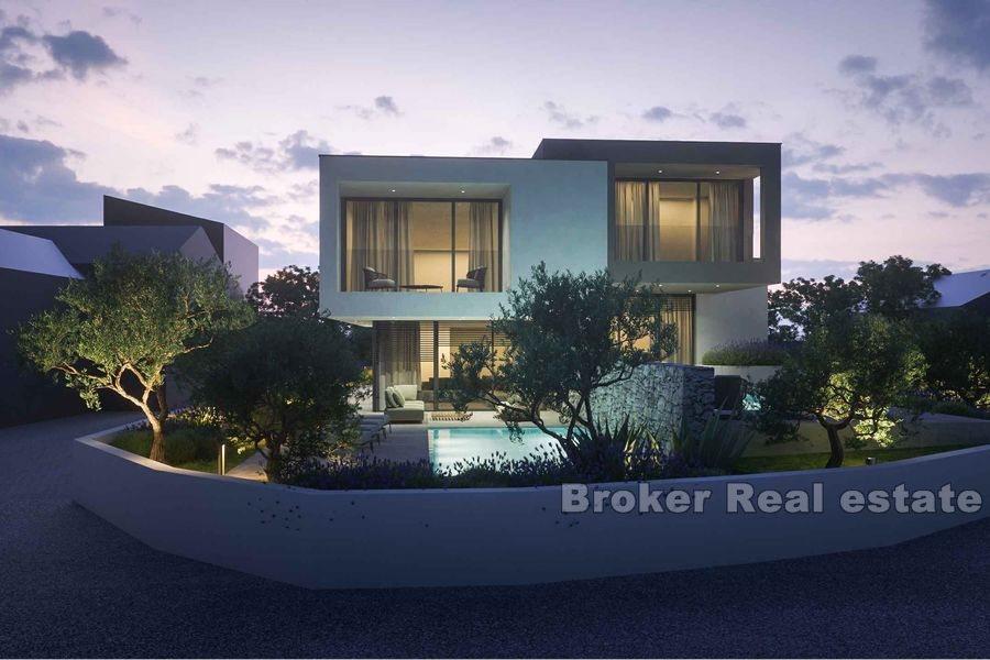 Semi-detached house with sea view