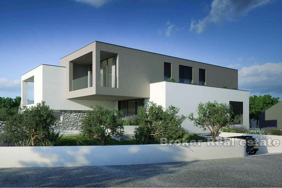 Semi-detached house with sea view