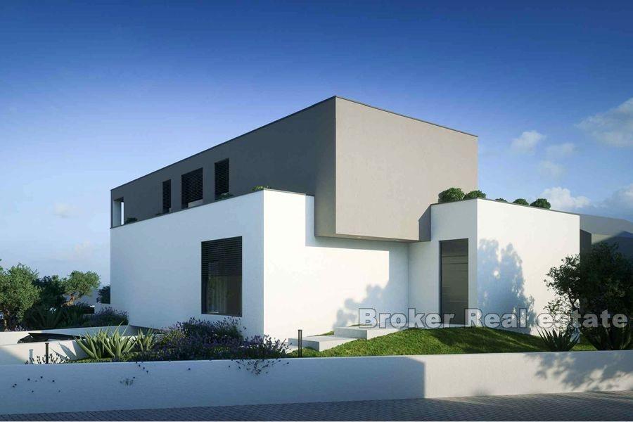 Semi-detached house with sea view