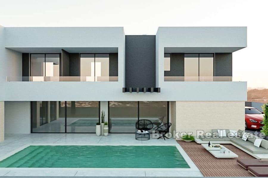 Moderne villa med basseng