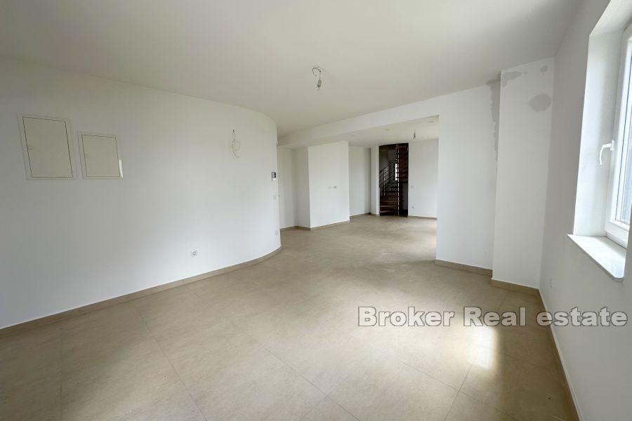 Penthouse in zweiter Reihe zum Meer