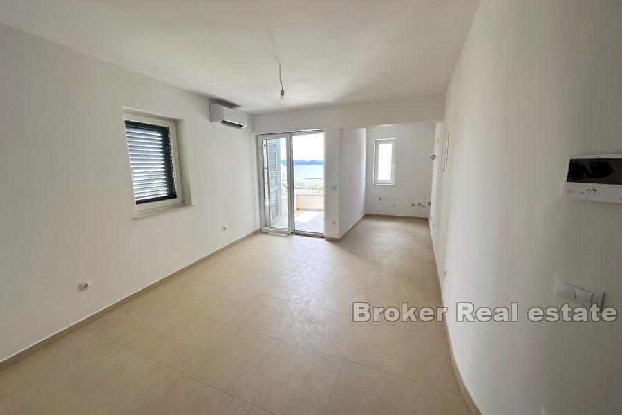 Prostorný penthouse s výhledem na moře