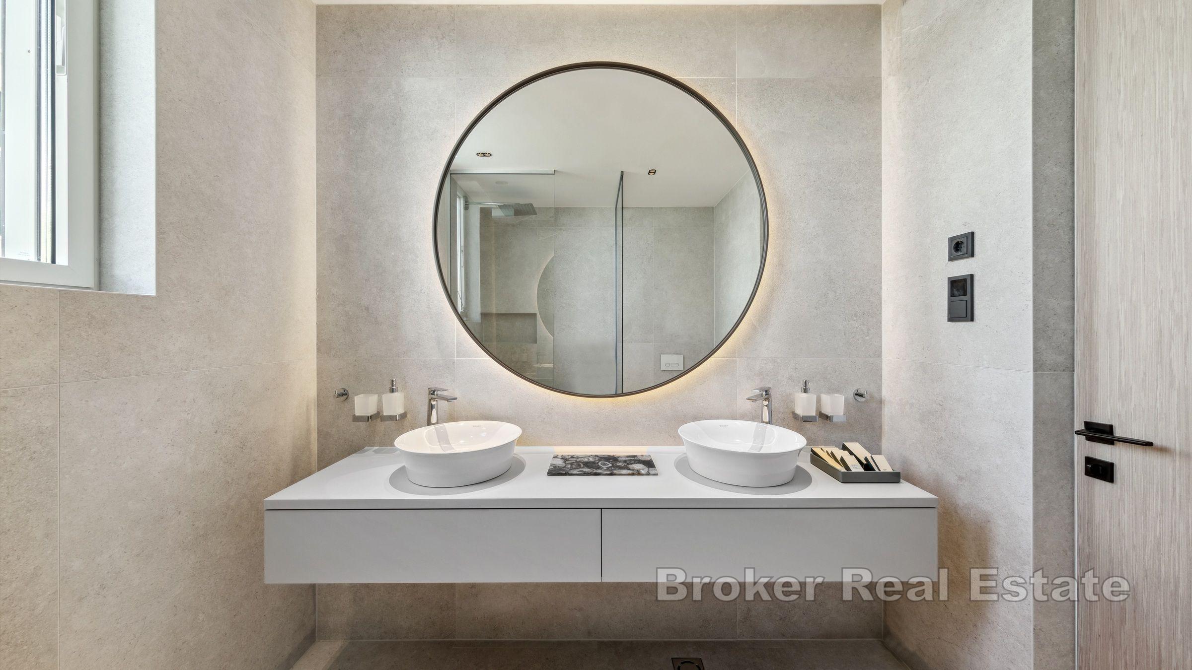 Spacieuse villa côtière de 6 chambres dans le luxueux complexe hôtelier