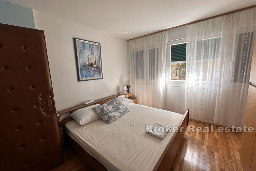 Appartement de deux pièces dans un endroit attrayant