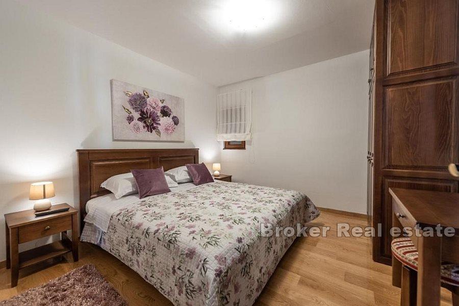 Steinhaus mit Pool in der Nähe von Zadar