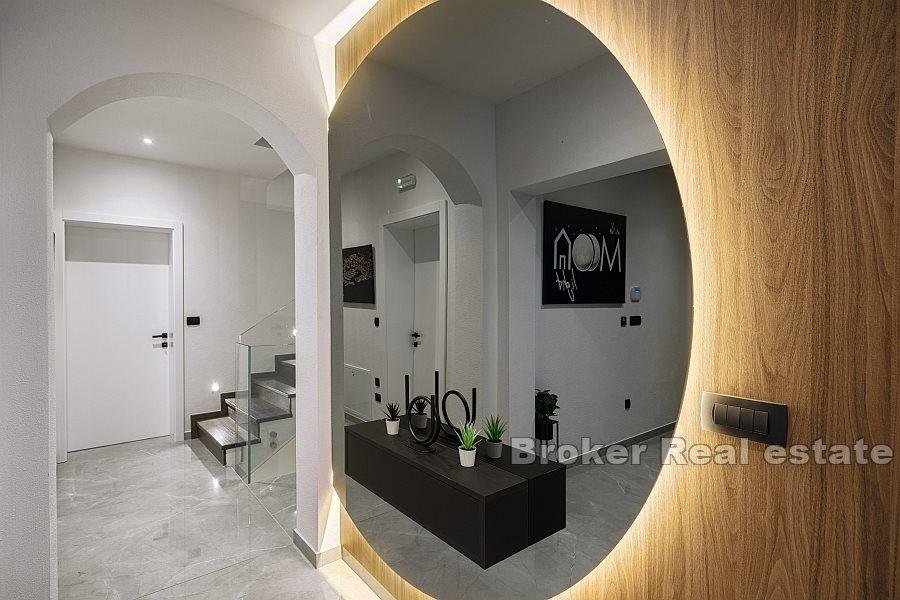 Maison individuelle de luxe avec piscine