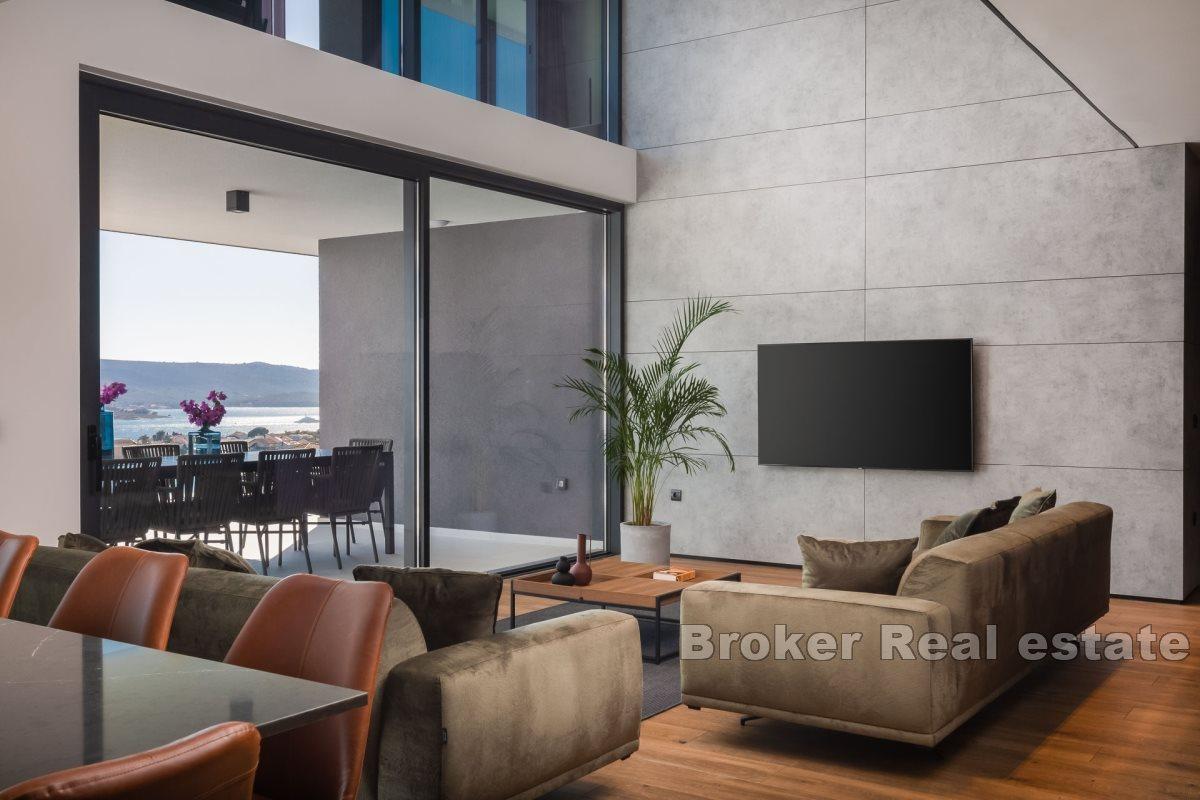 Villa de luxe avec piscine et vue mer