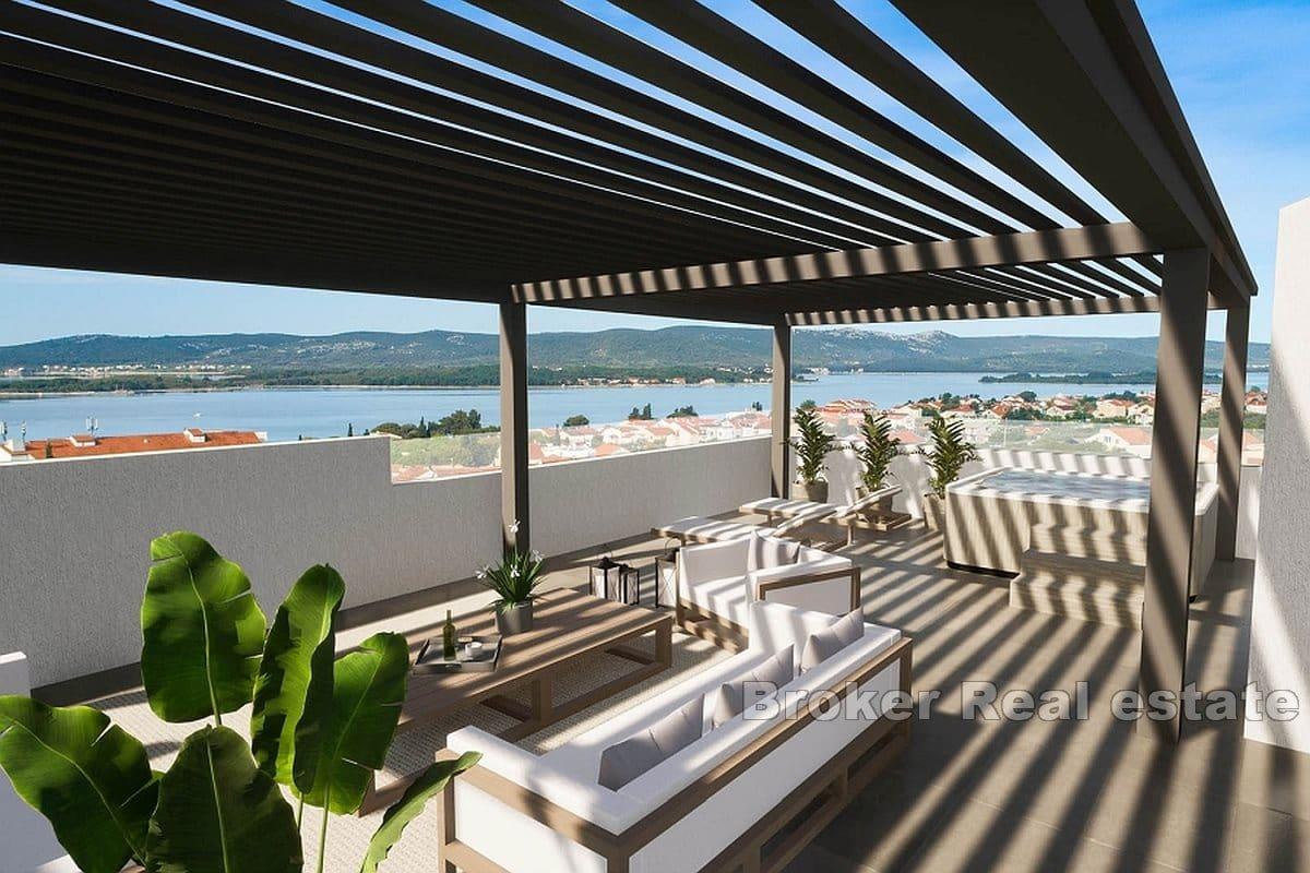 Nybygd toppleilighet med takterrasse