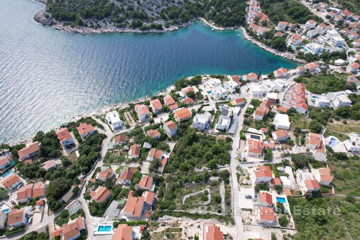 Appartement avec piscine et vue dégagée mer
