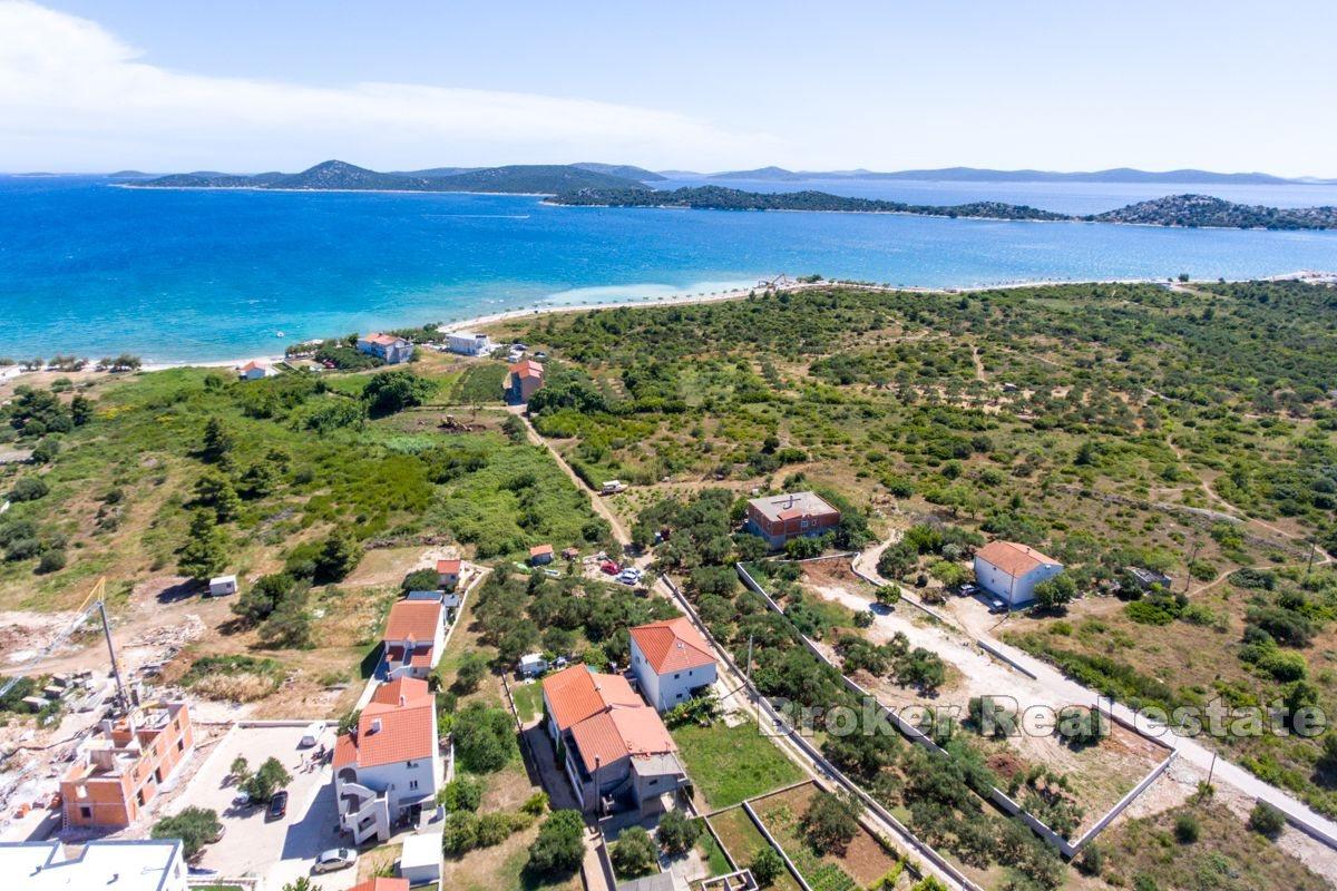 Building plot with a sea view