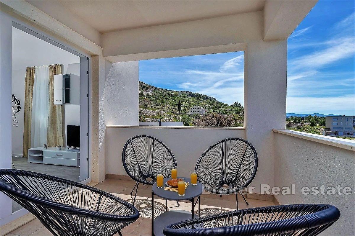 Villa avec piscine et vue mer