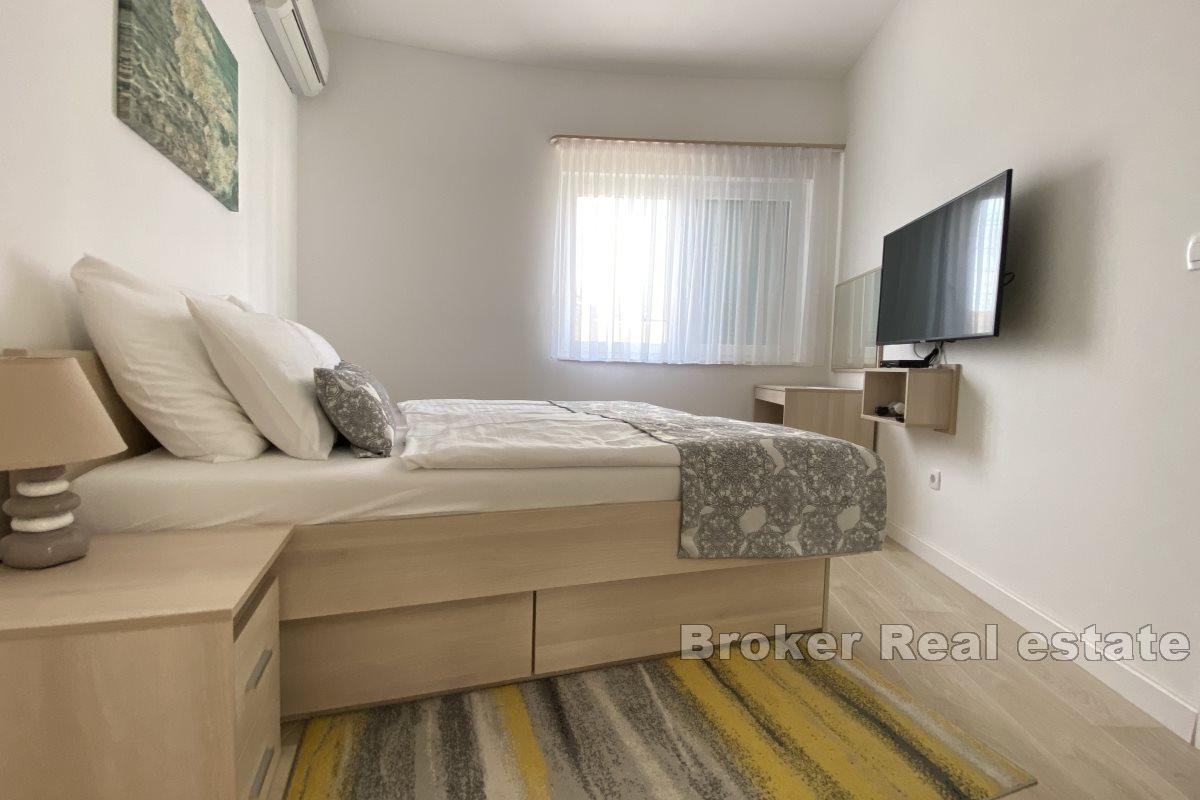 Modern villa med pool