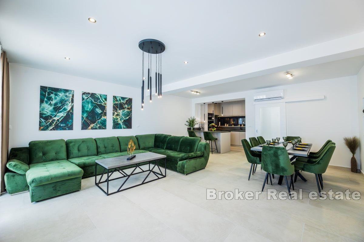 Modern villa with pool and stunning sea view