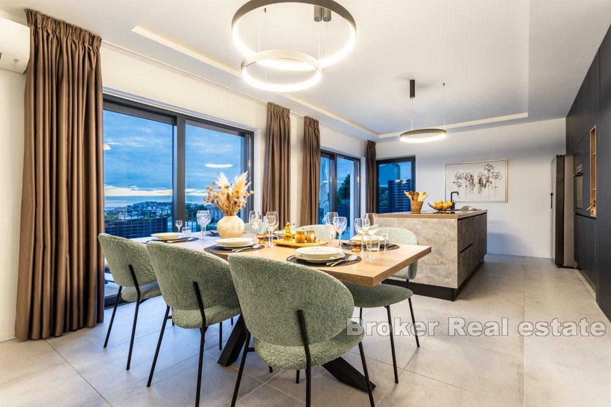 Villa de luxe avec piscine et vue sur la mer