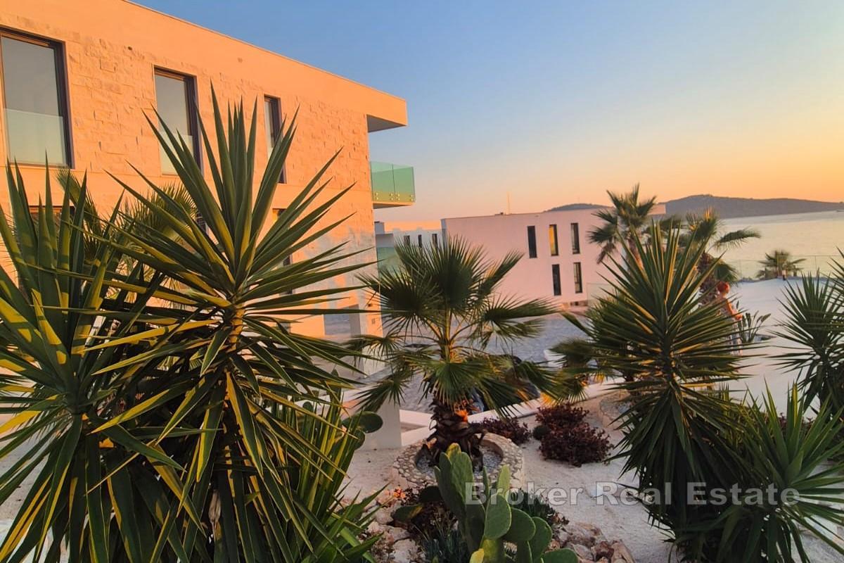 Ekskluzywne nowe osiedle w spokojnej zatoce