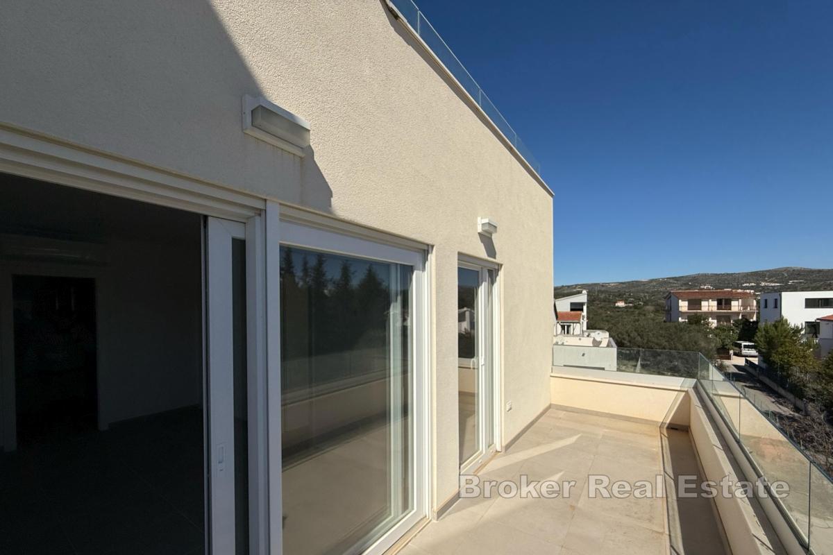 Zwei-Schlafzimmer-Wohnung in einem Neubau mit Parkplatz