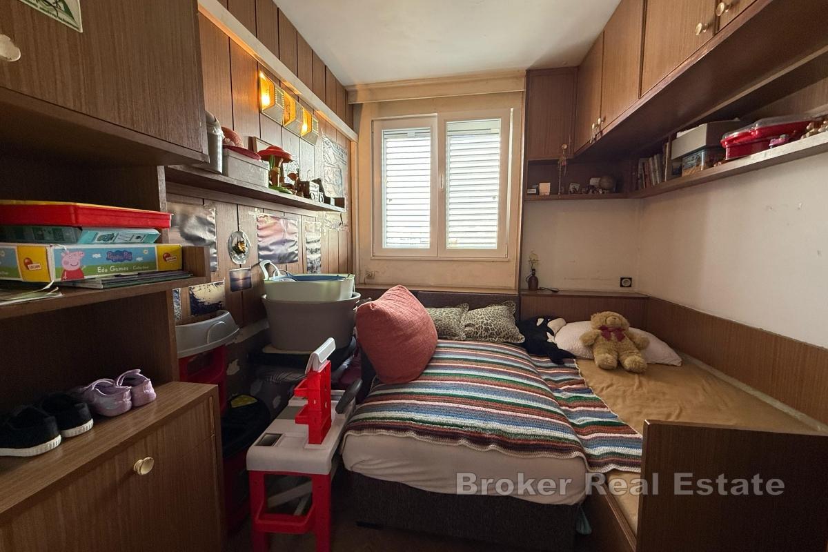 Tvårumslägenhet med bra läge i Split