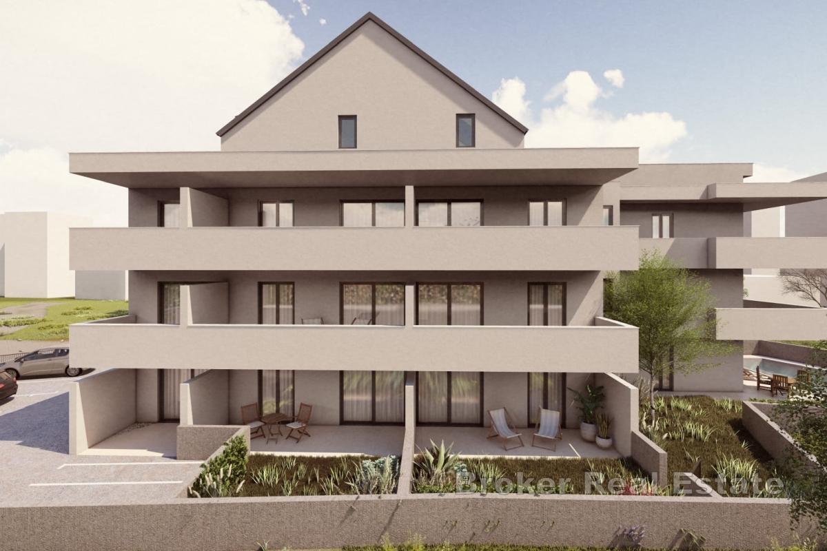 Luksusowy penthouse z prywatnym basenem i widokiem na morze