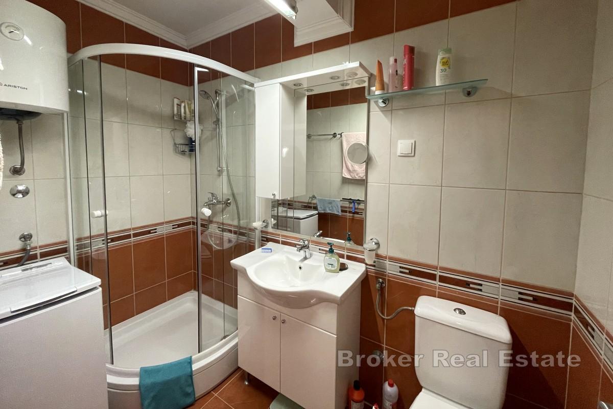 Appartement deux chambres avec vue sur la mer