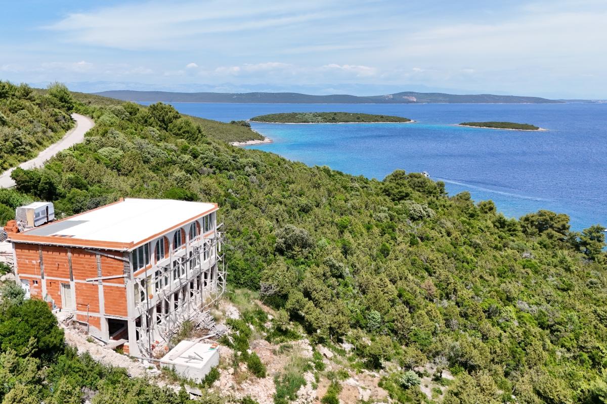 001-2044-65-Dugi-Otok-Unfinished-detached-house-in-secluded-locatiom-for-sale