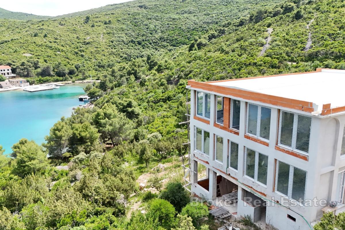 Casa indipendente non completata in posizione appartata