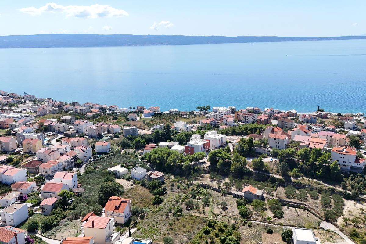 001-2044-68-Split-area-Building-land-in-a-peaceful-location-for-sale