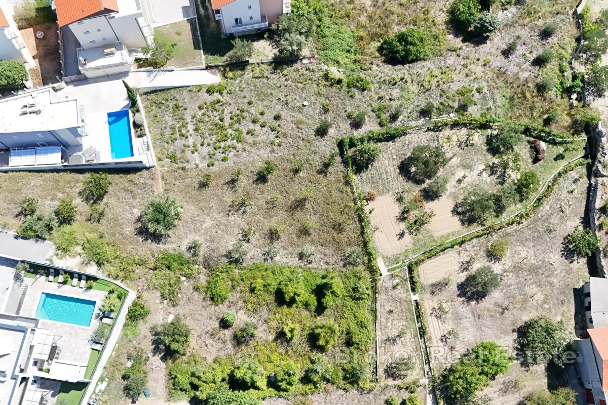 Działka budowlana w spokojnej okolicy