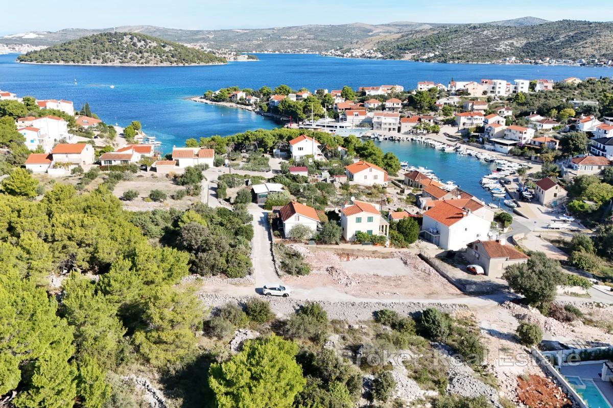 Terreno edificabile con vista mare