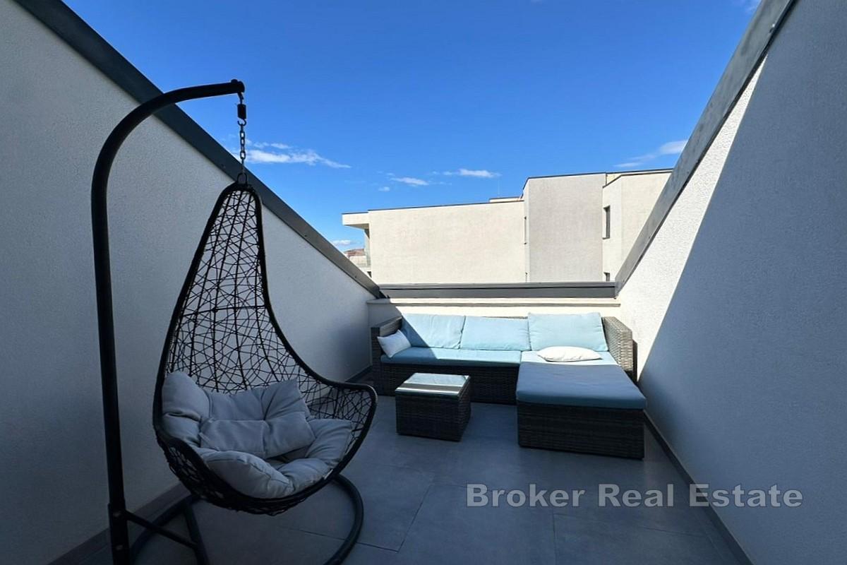 Новый жилой дом рядом с пляжем