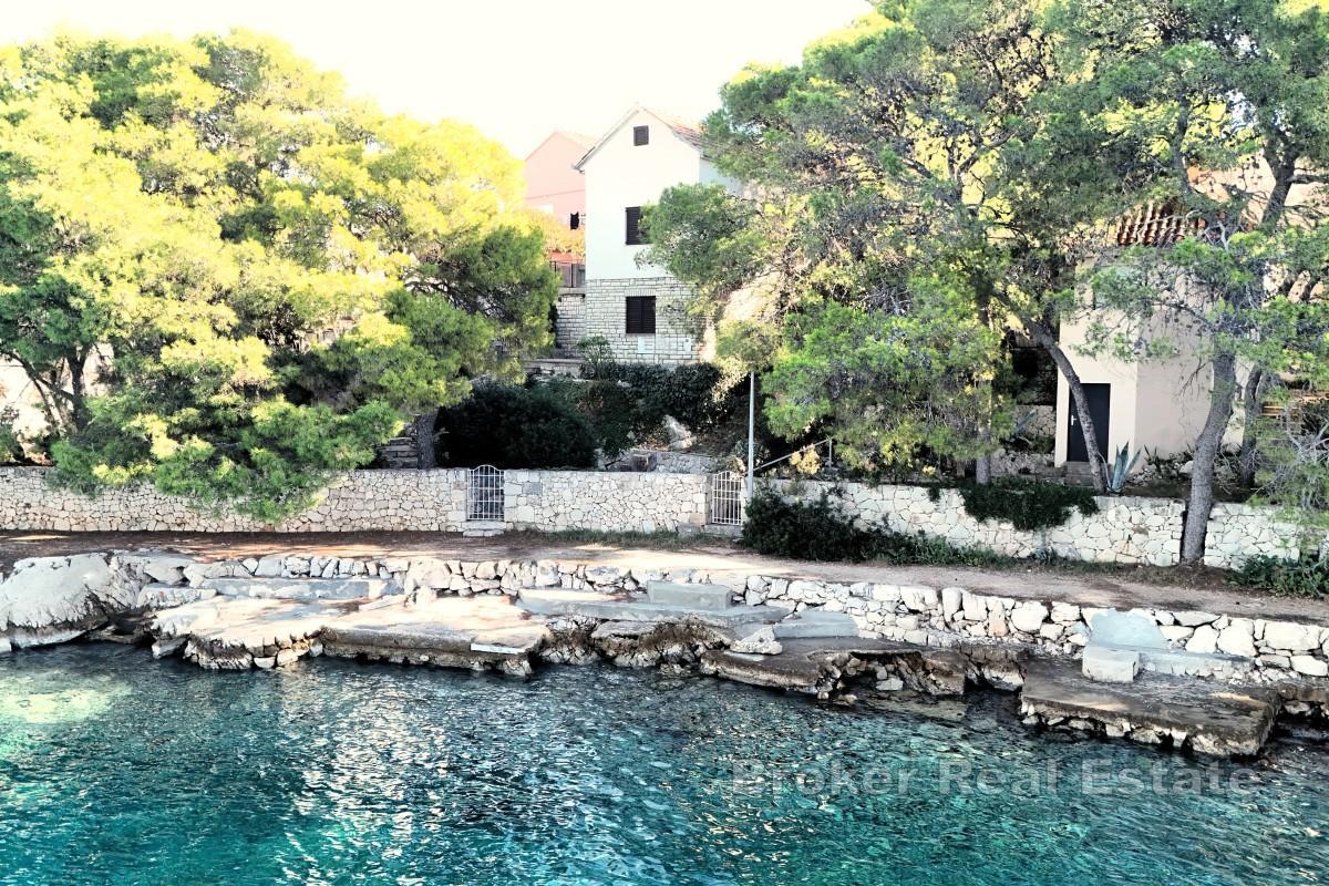 Einzigartige Immobilie in erster Meeresreihe