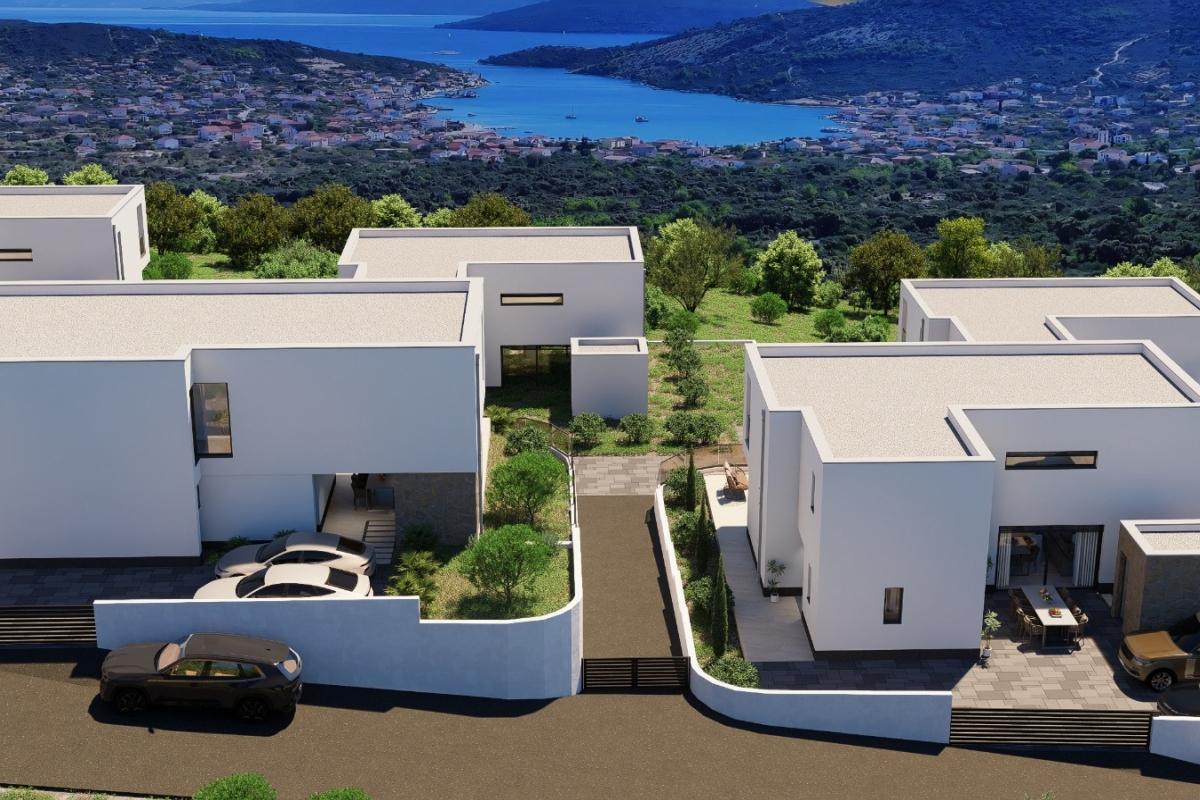 001-2044-79-Trogir-Attractive-bulding-land-with-permit-and-a-sea-view-for-sale