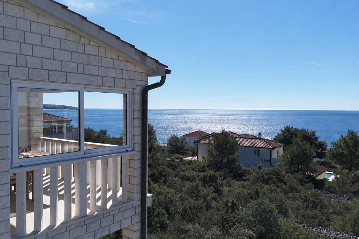 001-2044-81-Rogoznica-detached-house-with-open-sea-view-for-sale