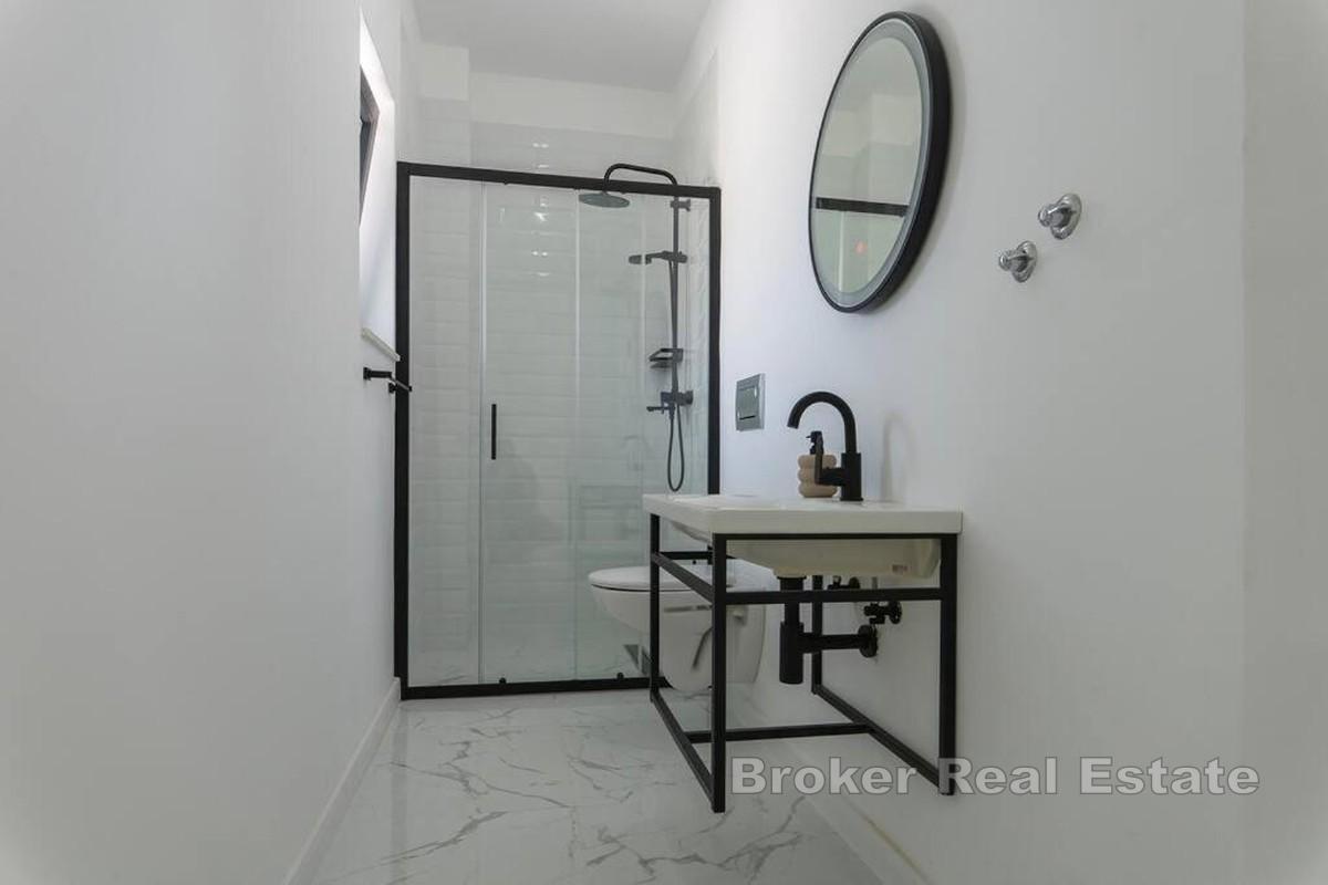 Вилла с подогреваемым бассейном и видом на море