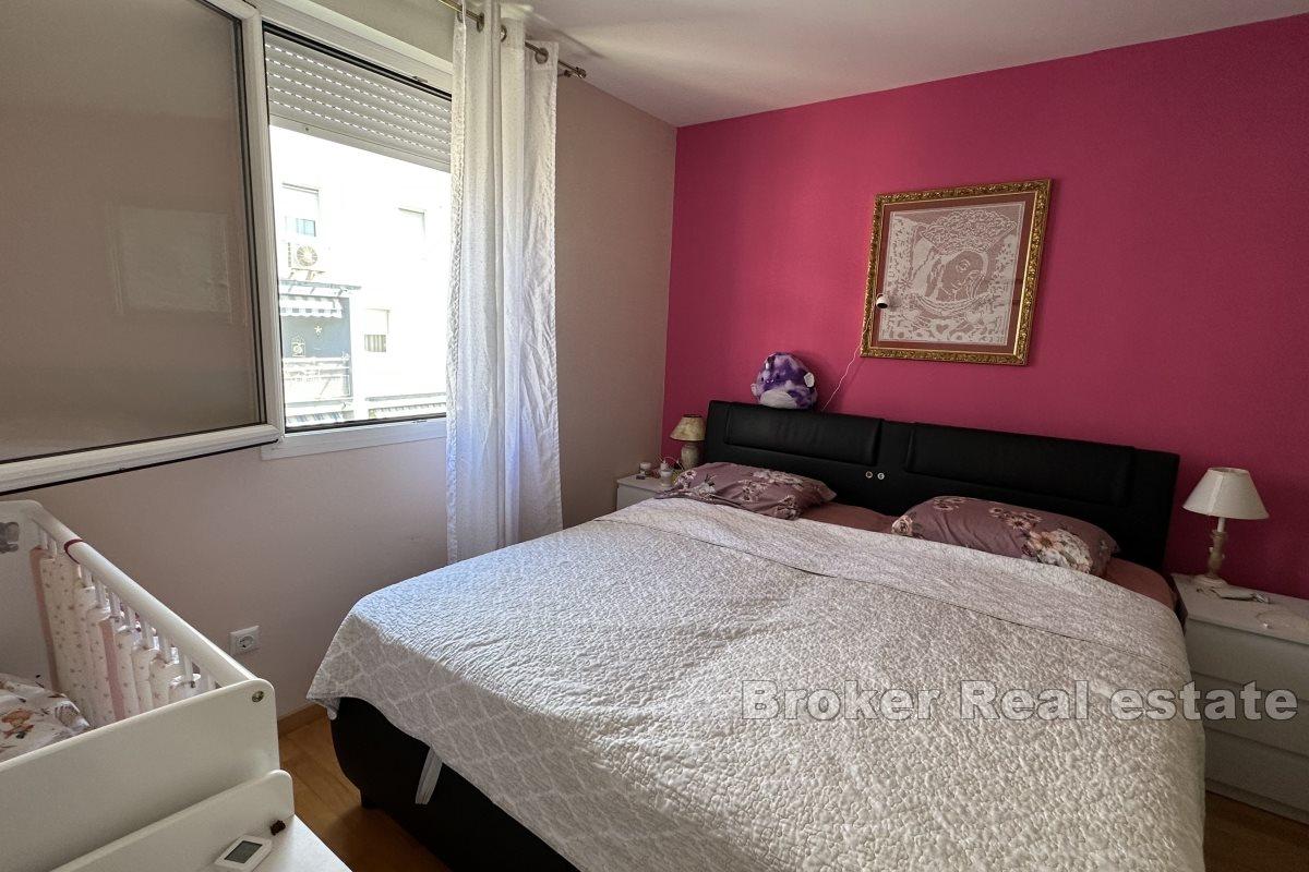 Трехкомнатная квартира в тихом месте