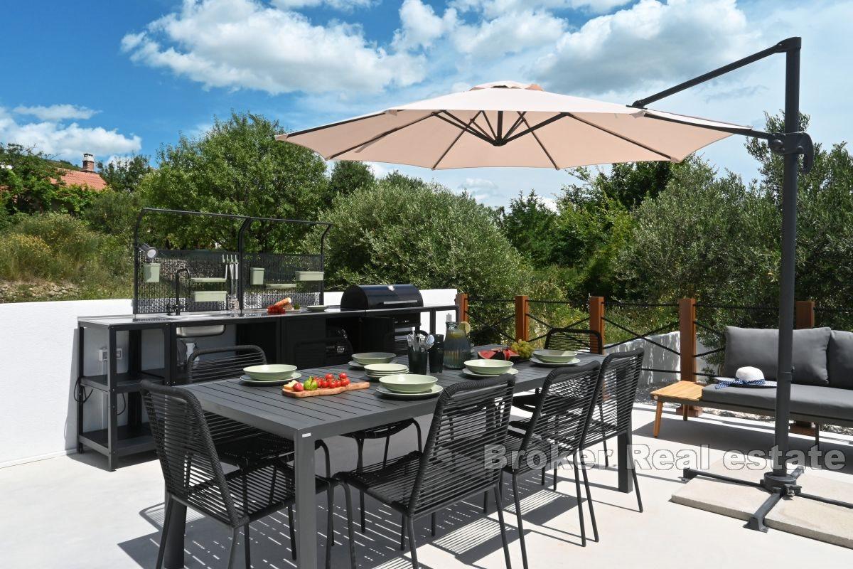 Nová luxusní vila s panoramatickým výhledem na moře